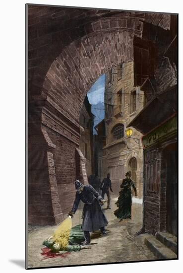 Discovery of a victim of Jack the Ripper, Whitechapel, London-Fortune Louis Meaulle-Mounted Giclee Print