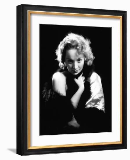 Dishonored, Marlene Dietrich, Directed by Josef Von Sternberg, 1931-null-Framed Photographic Print