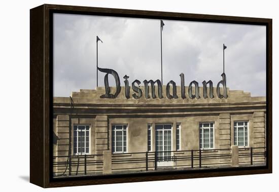 Dismaland-Banksy-Framed Premier Image Canvas