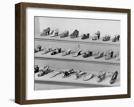 Display of Ferragamo Shoes-Alfred Eisenstaedt-Framed Photographic Print