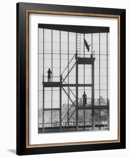 Diving at the Olympic Pool-John Dominis-Framed Photographic Print