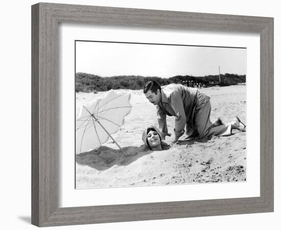 Divorce - Italian Style, Marcello Mastroianni, Daniela Rocca, 1961-null-Framed Photo