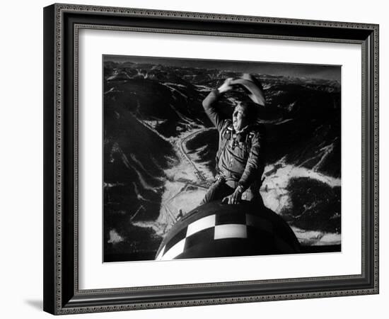 Docteur Folamour Dr Strangelove ( How I Learned to Stop Worrying and Love the Bomb) by Stanley Kubr-null-Framed Photo