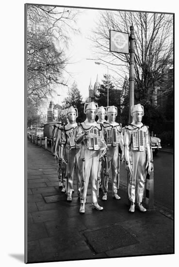 Doctor Who 1967-Victor Crawshaw-Mounted Photographic Print