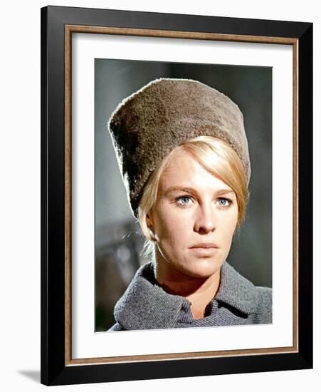 Doctor Zhivago, Julie Christie, 1965-null-Framed Photo