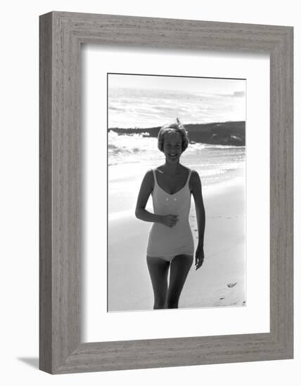 Dodie Currie, 25, Pacific Palisades, Los Angeles, California-Allan Grant-Framed Photographic Print