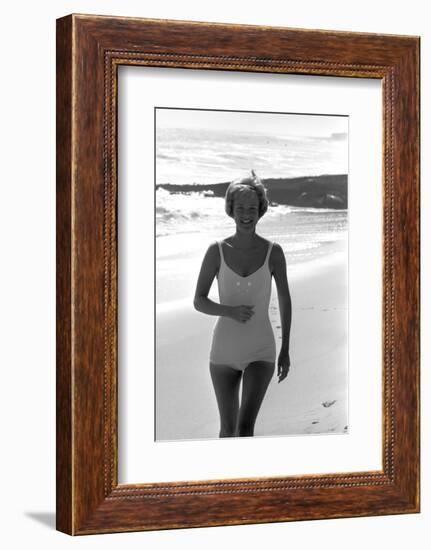 Dodie Currie, 25, Pacific Palisades, Los Angeles, California-Allan Grant-Framed Photographic Print