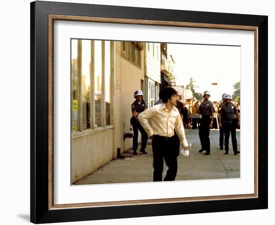 Dog Day Afternoon, Al Pacino, 1975-null-Framed Photo