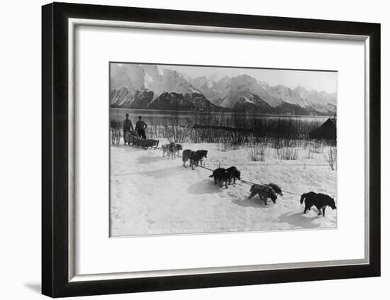 Dog Team Photograph - Alaska-Lantern Press-Framed Art Print