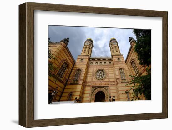 Dohany Street Synagogue, Budapest, Hungary, Europe-Carlo Morucchio-Framed Photographic Print