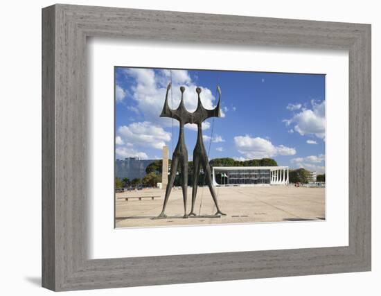 Dois Candangos (Two Labourers) Sculpture-Ian Trower-Framed Photographic Print