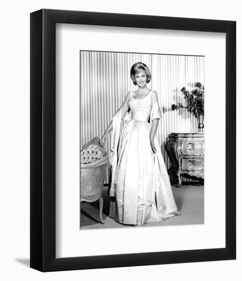 Donna Reed - The Donna Reed Show-null-Framed Photo