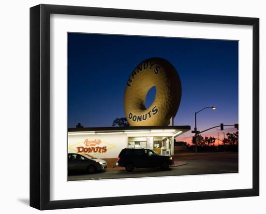 Donut's Shop at Dawn, Randy's Donuts, Inglewood, Los Angeles County, California, USA-null-Framed Photographic Print
