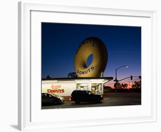 Donut's Shop at Dawn, Randy's Donuts, Inglewood, Los Angeles County, California, USA-null-Framed Photographic Print