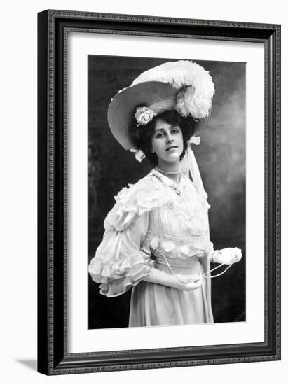 Dora Barton, English Actress, 1900s-J Beagles & Co-Framed Giclee Print