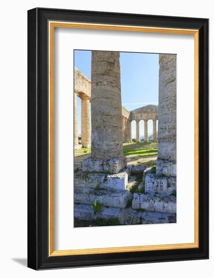 Dorian Temple of Segesta. 5th Century BC. Sicily, Italy-Tom Norring-Framed Photographic Print