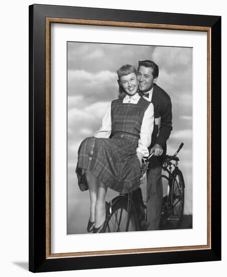 Doris Day, Gordon Macrae, On Moonlight Bay, 1951-null-Framed Photographic Print