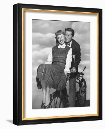 Doris Day, Gordon Macrae, On Moonlight Bay, 1951-null-Framed Photographic Print