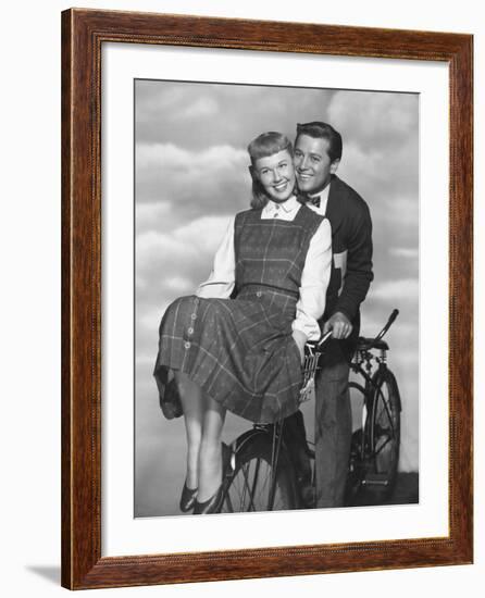 Doris Day, Gordon Macrae, On Moonlight Bay, 1951-null-Framed Photographic Print