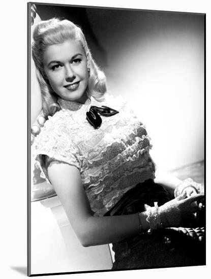 Doris Day. "It's Magic" 1948, "Romance On the High Seas" Directed by Michael Curtiz-null-Mounted Photographic Print