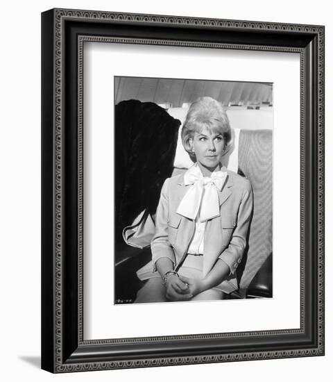 Doris Day - That Touch of Mink-null-Framed Photo