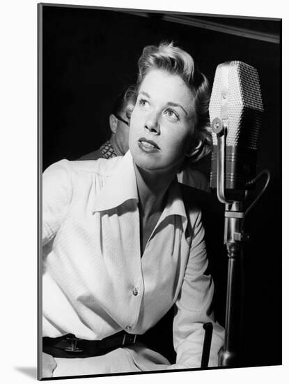 Doris Day-null-Mounted Photo