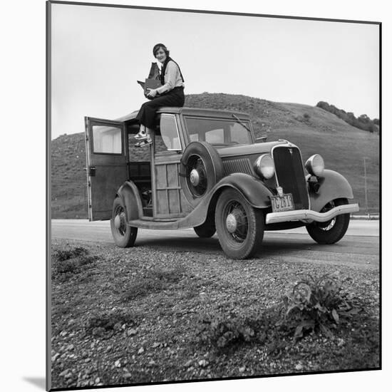 Dorothea Lange, Portrait of the Photographer-null-Mounted Photographic Print