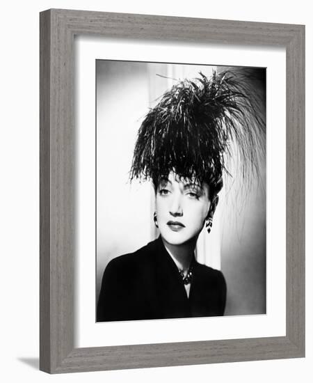 Dorothy Lamour (1914-1996)-null-Framed Giclee Print