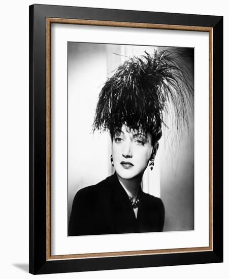 Dorothy Lamour (1914-1996)-null-Framed Giclee Print