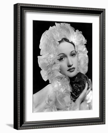 Dorothy Lamour, 1937-null-Framed Photo