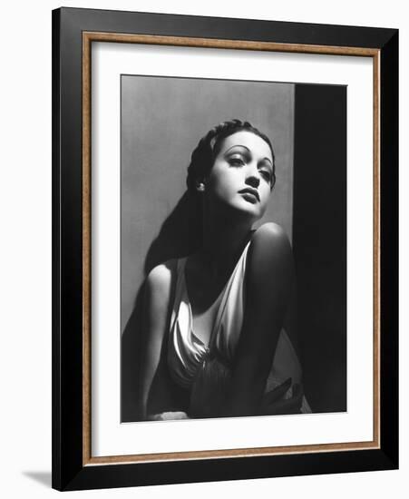 Dorothy Lamour, 1937-null-Framed Photographic Print