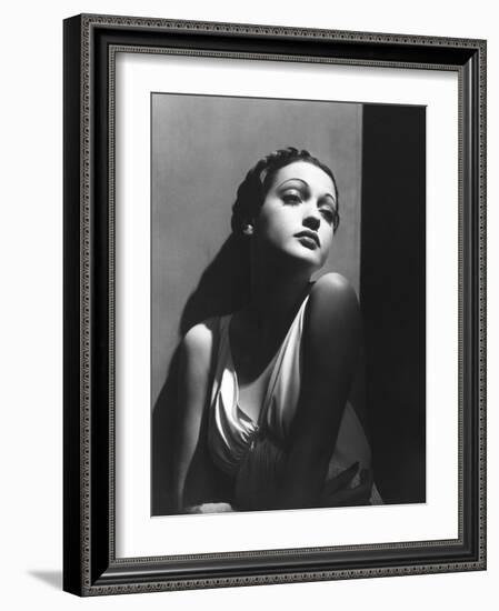 Dorothy Lamour, 1937-null-Framed Photographic Print