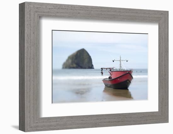 Dory Boat in Pacific City, Oregon-Justin Bailie-Framed Photographic Print