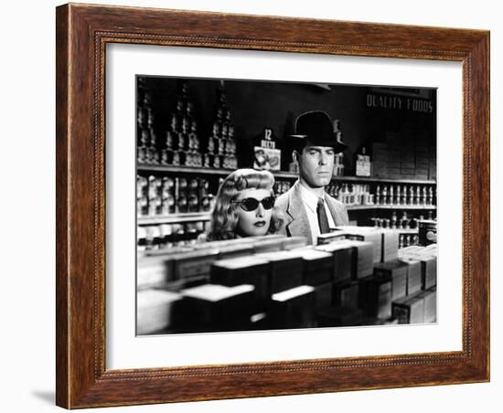 Double Indemnity, Barbara Stanwyck, Fred MacMurray, 1944-null-Framed Photo