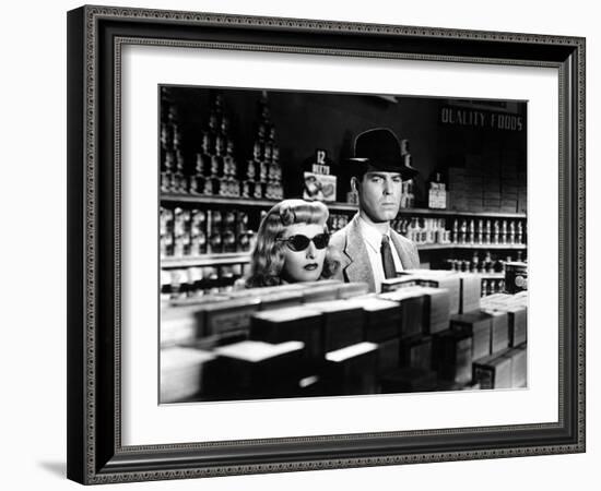 Double Indemnity, Barbara Stanwyck, Fred MacMurray, 1944-null-Framed Photo