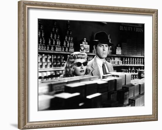 Double Indemnity, Barbara Stanwyck, Fred MacMurray, 1944-null-Framed Photo