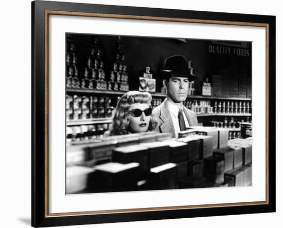 Double Indemnity, Barbara Stanwyck, Fred MacMurray, 1944-null-Framed Photo