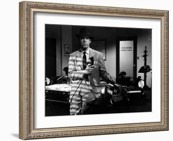 Double Indemnity, Fred MacMurray, 1944-null-Framed Photo