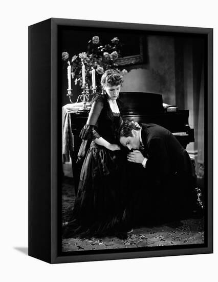 Dr. JEKYLL AND Mr. HYDE, 1931 directed by ROUBEN MAMOULIAN Miriam Hopkins and Fredric March (b/w ph-null-Framed Stretched Canvas