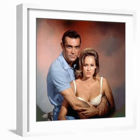 Dr No 1962 Directed by Terence Young Sean Connery / Ursula Andress-null-Framed Photo