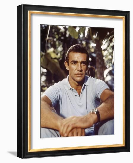 Dr No 1962 Directed by Terence Young Sean Connery-null-Framed Photo