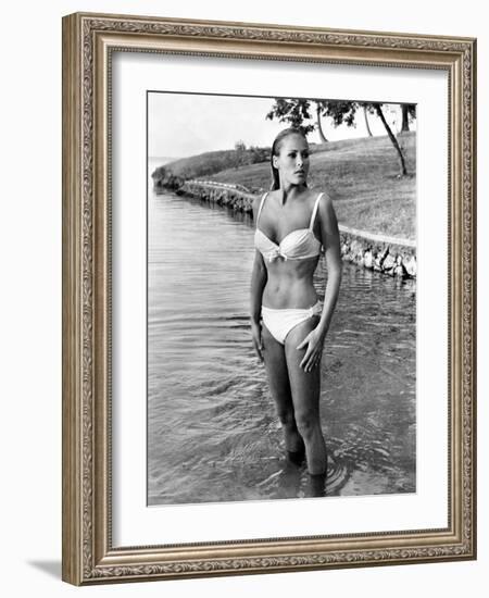 Dr No, Ursula Andress, 1962-null-Framed Photo