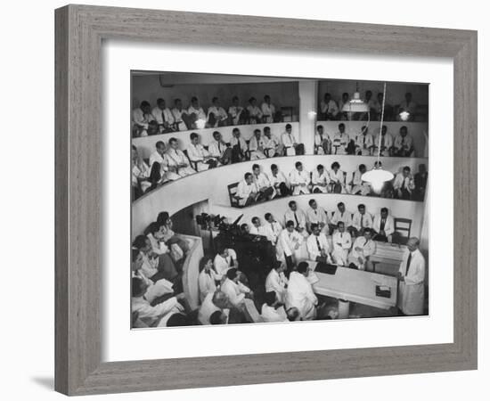 Dr. Reinan Deilvers Lecture to Medical Students in Amphitheatre-Lisa Larsen-Framed Photographic Print