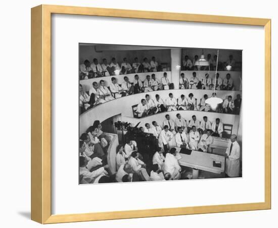 Dr. Reinan Deilvers Lecture to Medical Students in Amphitheatre-Lisa Larsen-Framed Photographic Print