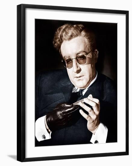 Dr. Strangelove, (aka Dr. Strangelove or: How I Learned To Stop Worrying And Love The Bomb), 1964-null-Framed Photo