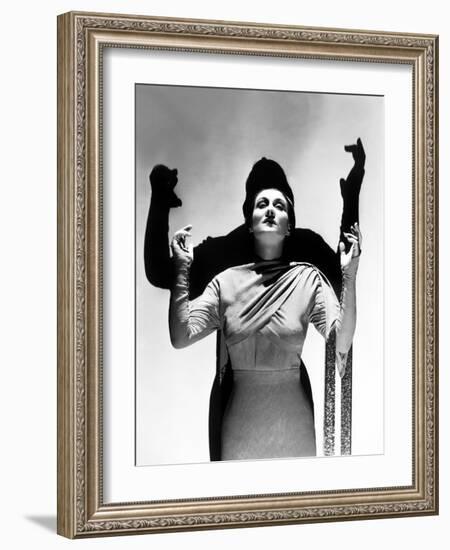 Dracula's Daughter, Gloria Holden, 1936-null-Framed Photo