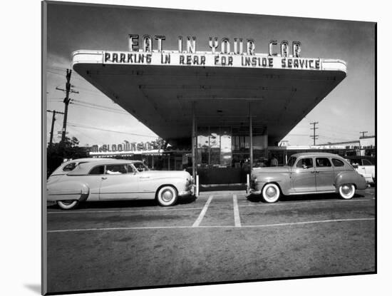 Drive-In-Restaurant, in Los Angeles Suburb-Loomis Dean-Mounted Photographic Print
