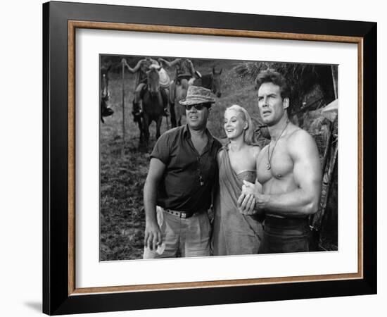 DUEL OF THE TITANS (aka ROMOLO E REMO), 1961-null-Framed Photo