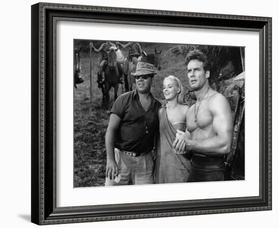 DUEL OF THE TITANS (aka ROMOLO E REMO), 1961-null-Framed Photo