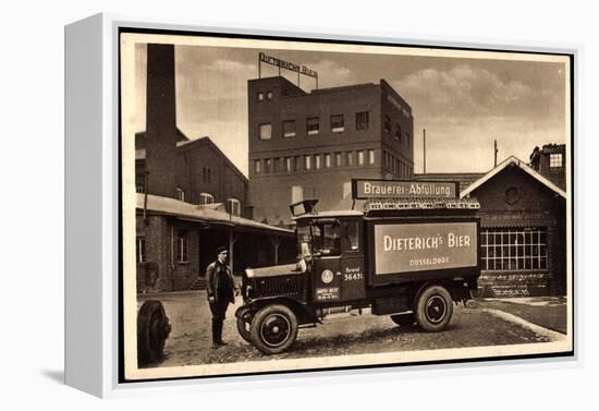 Düsseldorf, Lkw Mit Werbung Dietrich's Bier-null-Framed Premier Image Canvas